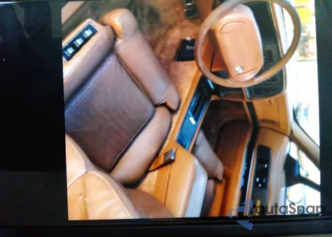 1990 Buick Reatta z USA, uszkodzony, nr VIN 1G4EC33C7LB903769